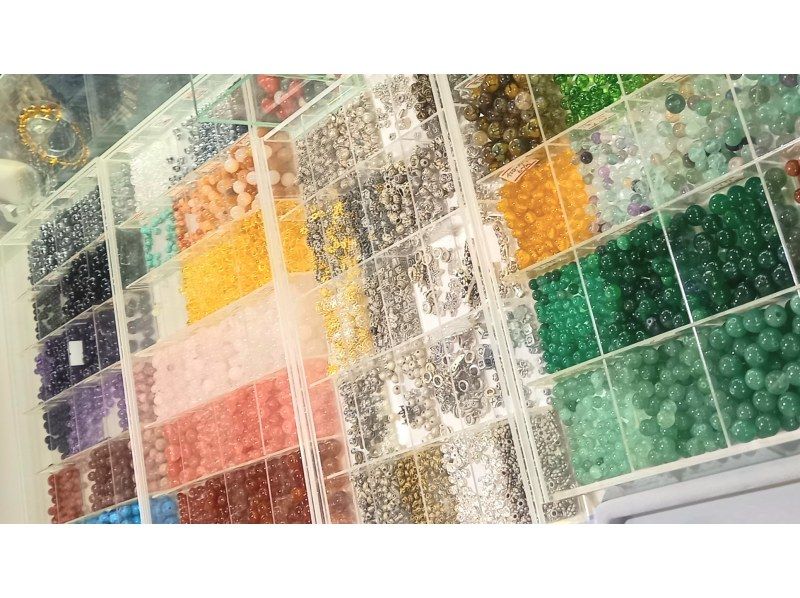 [秋田|橫手]選擇你最喜歡的寶石，提高你的運氣！天然石飾品製作體驗の紹介画像
