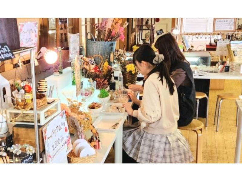 [Akita | Yokote] Making a botanical gel candle holder that feels "1 / f fluctuation"の紹介画像