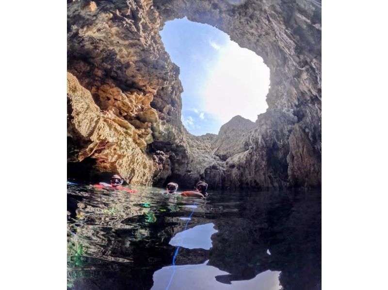 【沖縄・伊良部島】輪廻転生の池ツアー　～生まれ変わりの鍋底へ～ 　の紹介画像