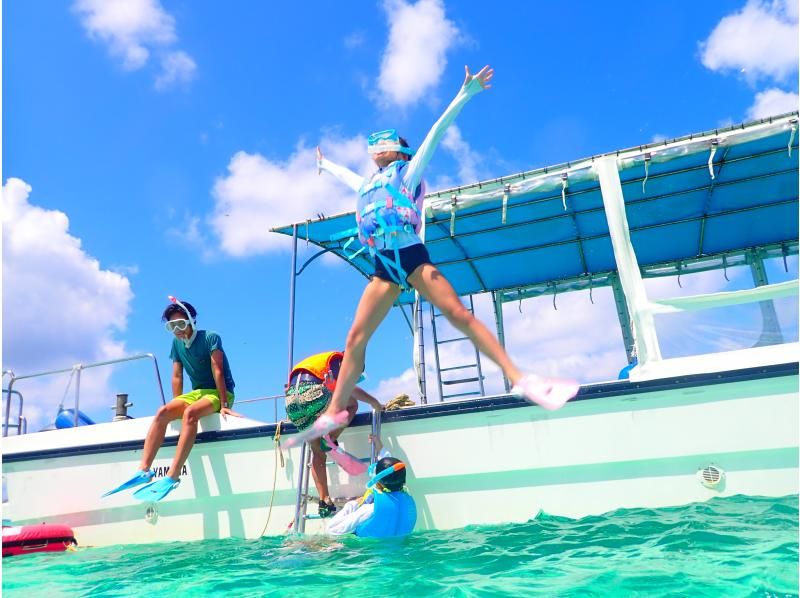 Super Summer Sale 2024 ☆ Top quality ☆ Yaebiji snorkeling guided by the "best staff" 《Drone & high quality underwater camera》 Free photography ★ Children's rates availableの紹介画像