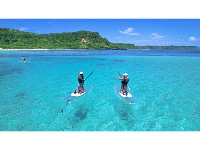 Super Summer Sale 2024☆99.9% chance of encountering sea turtles☆Clear SUP or Clear Kayak - 1 hour plan - Our most popular tour for social media♪の紹介画像