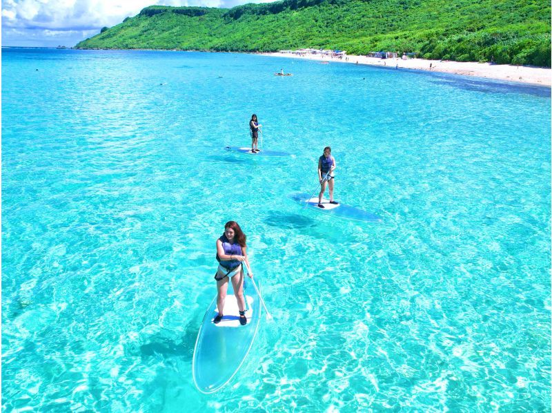 Super Summer Sale 2024☆99.9% chance of encountering sea turtles☆Clear SUP or Clear Kayak - 1 hour plan - Our most popular tour for social media♪の紹介画像