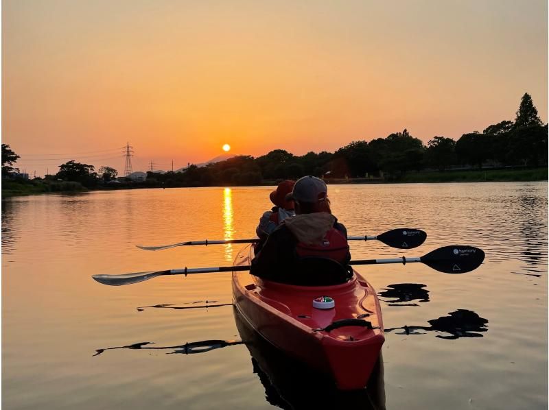 [Kumamoto City, Kumamoto Prefecture] Lake Ezu Sunset Kayak Tourの紹介画像
