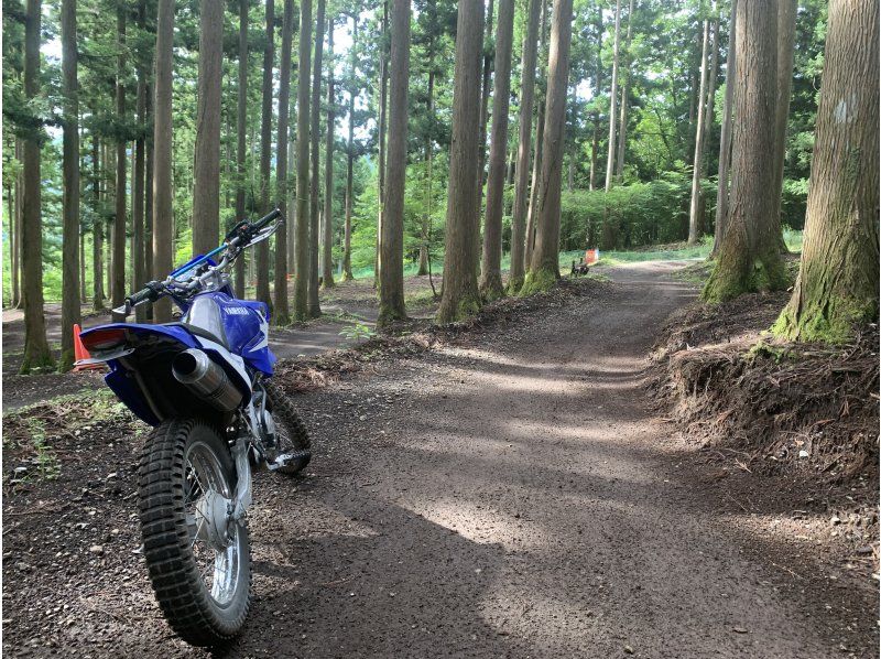 [Yamanashi Prefecture, Doshi Village] Up to 5 people! Experience 50cc and 110cc small off-road bikes! Optionally change to 125cc!の紹介画像