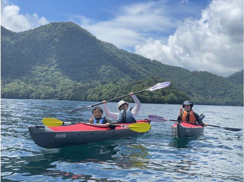 [Tochigi / Nikko] For those who want a different view and experience of Lake Chuzenji! Lake Chuzenji half-day long canoe tourの紹介画像