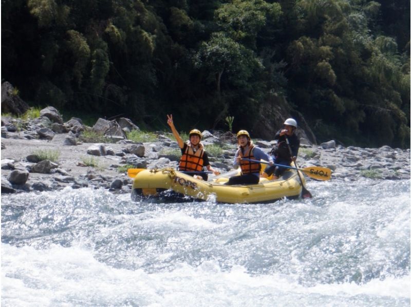 [Shikoku Yoshino River] Your beloved dog is also a member of the family! Rafting experience together Kochi Family Course Free photo gift!の紹介画像