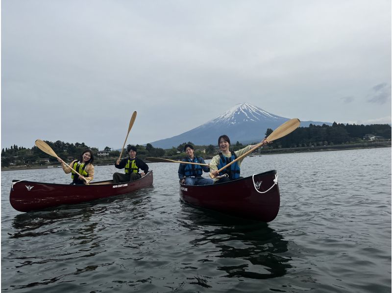 「SALE！」【山梨・河口湖】早朝90分プラン！　富士山を眺めての湖上散歩♪　カナディアンカヌー体験ツアーの紹介画像