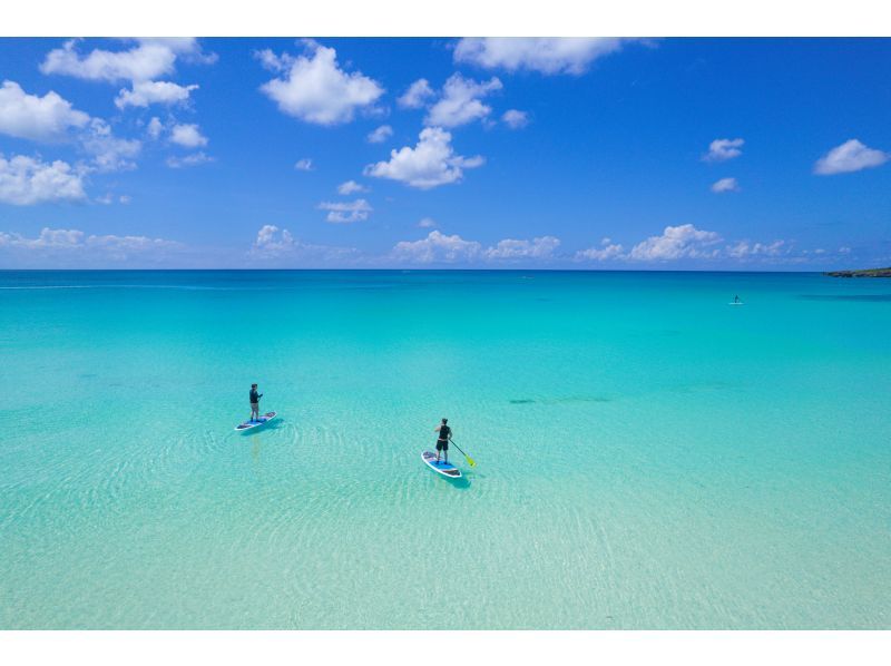 [Okinawa / Miyakojima / Irabujima] SUP cruising tour charter! With drone shooting!の紹介画像