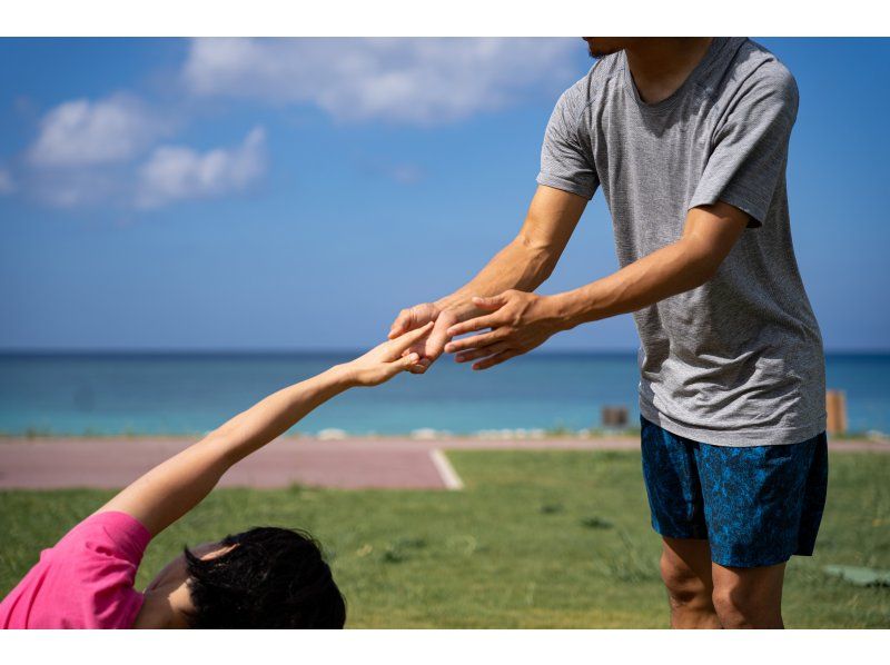 【沖繩本島一對一瑜伽90分鐘】感受沖繩自然的同時面對自己的身心和思想的特殊時間✨當然，沒有經驗的瑜伽也可以の紹介画像