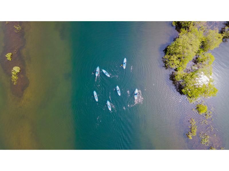 [Fukushima, Urabandai] Experience SUP on a hidden lake with a spectacular view! Beginners welcome & Wetsuits included for peace of mind on cold days♪ <Dogs welcome>の紹介画像