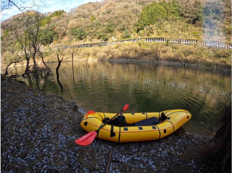 【南加賀　山中温泉】秋は紅葉！　乗り方いろいろ湖でまったりSUP ,パックラフト、カヤック！の紹介画像