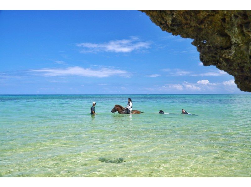 【石垣島】絶景ロケーションフォトツアー☆短時間で石垣島の贅沢なスポット巡り☆満足度120％☆【2.5時間・貸切】！Go～Goフォトツアー！の紹介画像