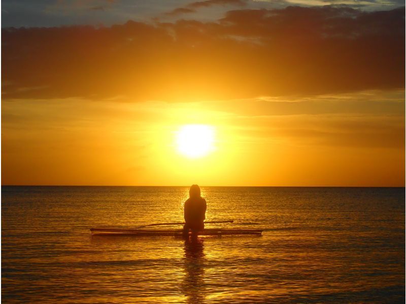 Sunset SUP ดำเนินการโดย Mare Ishigakijima ธุรกิจในจังหวัดโอกินาว่า