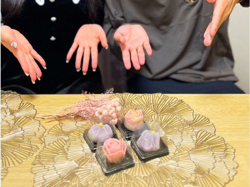 [Experiencing Nerikiri Japanese Sweets in Omotesando] Would you like to experience Japanese culture with a couple or women? Japanese sweets can be taken homeの紹介画像