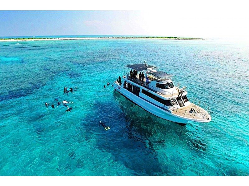 《National Travel Support Coupon Eligible》Departure from Naha, Kerama Islands, half-day / Snorkeling, Parasailing, and Marine 2 items★2022 AJ・Naha area No. 1 word of mouth★の紹介画像