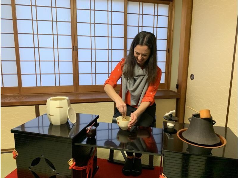 [Kyoto, Higashiyama, Ninenzaka] "A moment to experience Japanese tradition" Welcome to the tea ceremony experience course!の紹介画像