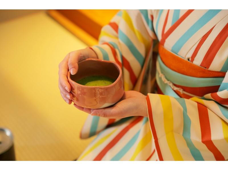 [Kyoto, Kiyomizu-dera Temple] Kimono (yukata) matcha + stone mill experience 7,000 yen (excluding tax) After the experience, you can also enjoy cherry blossom viewing! A great value collaboration planの紹介画像