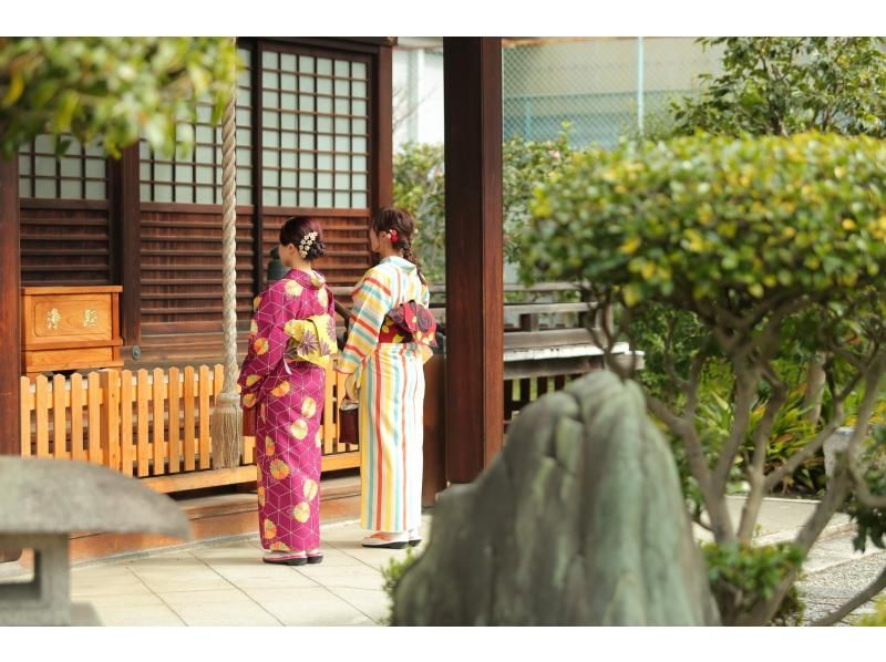 [京都/清水寺] 和服（浴衣）日式点心体验 5,400日元（不含税） 推荐给家庭和情侣！这是一个有利可图的合作计划の紹介画像