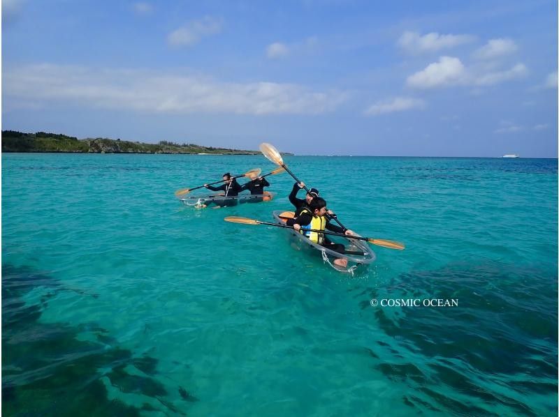 "Super Summer Sale 2024" Stand Up Paddle (SUP) & Clear Kayak Touring Enjoy the beautiful coral reef sea ☆ Private charter for one group [Okinawa Main Island Headquarters]の紹介画像