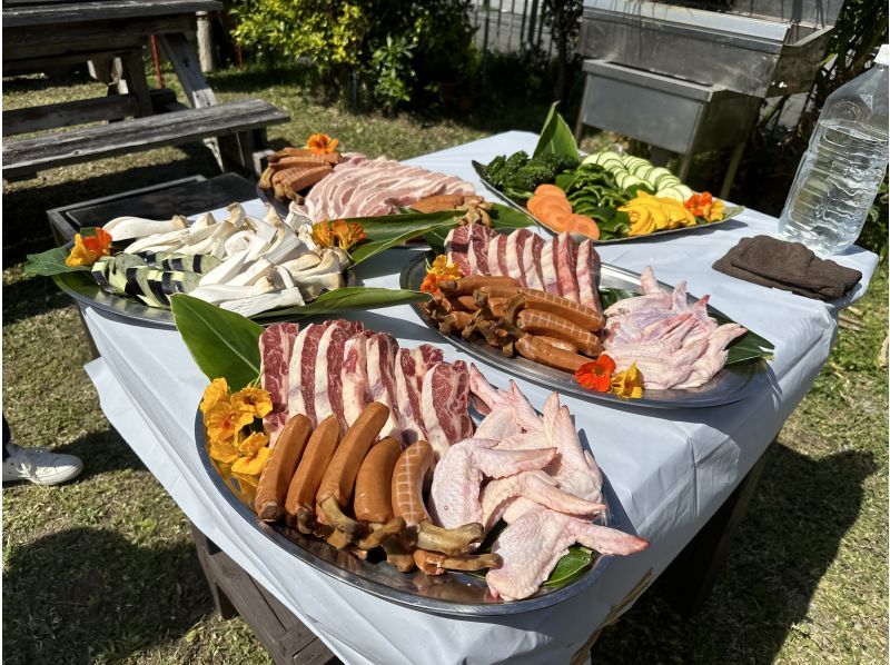 【BBQプラン】沖縄最北部の国頭村オクマナビ特製BBQプラン（3,900円バーベキュー）♪ 炭焼きBBQ！の紹介画像