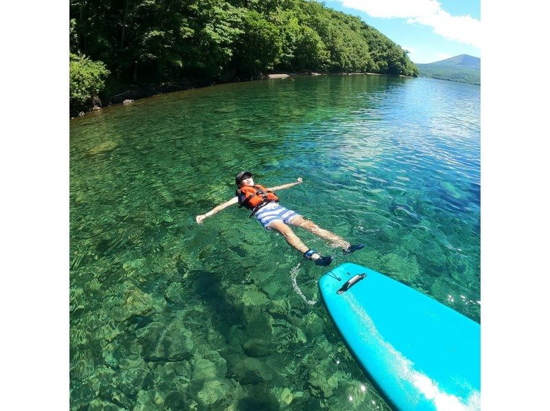 【北海道・千歳】口コミ限定〜水質日本一の支笏湖でSUP体験ツアー！最新GOPRO11撮影写真プレゼント（約2時間）※大人数も可能！の紹介画像