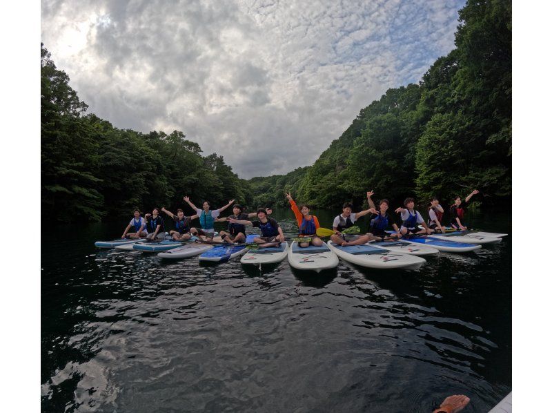 SALE！【北海道・千歳】口コミ限定〜水質日本一の支笏湖でSUP体験ツアー！最新GOPRO11撮影写真プレゼント（約2時間）※大人数も可能！の紹介画像