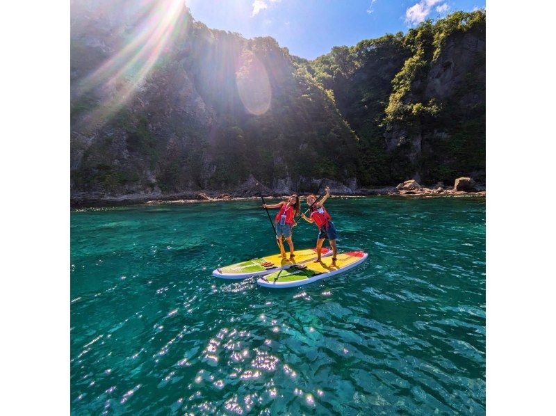 【北海道・積丹】積丹/余市で開催！青の洞窟SUP体験ツアー・GOPRO11撮影写真プレゼントの紹介画像