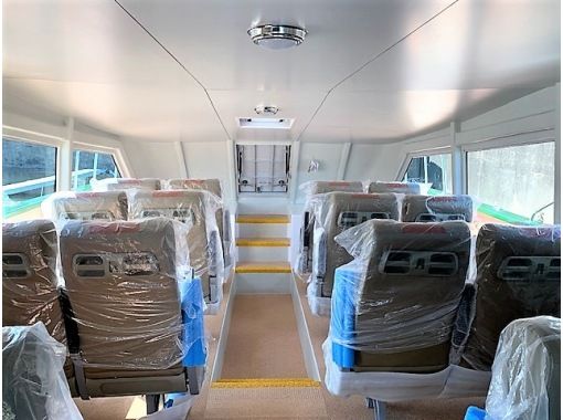 【沖縄・那覇発】(65名乗り)大型クルーズ船で行く日本一早い【琉球海炎祭】10000発遊覧花火クルーズ 【沖縄・那覇発】(65名乗り)大型クルーズ船で行く日本一早い【琉球海炎祭】10000発遊覧花火クルーズ