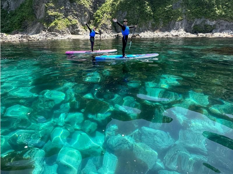 Experience SUP at a spectacular spot with a fantastic view of the Yoichi Blue! Yoichi Blue Cave SUP Tour High-resolution photo data & free snorkel rentalの紹介画像