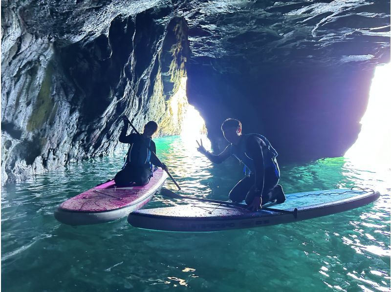 【홋카이도 · 요이치 · 샤코탄】 요이치 블루가 환상적인 절경 명소에서 SUP 체험! 푸른 동굴 SUP 투어 사진 데이터 선물!の紹介画像