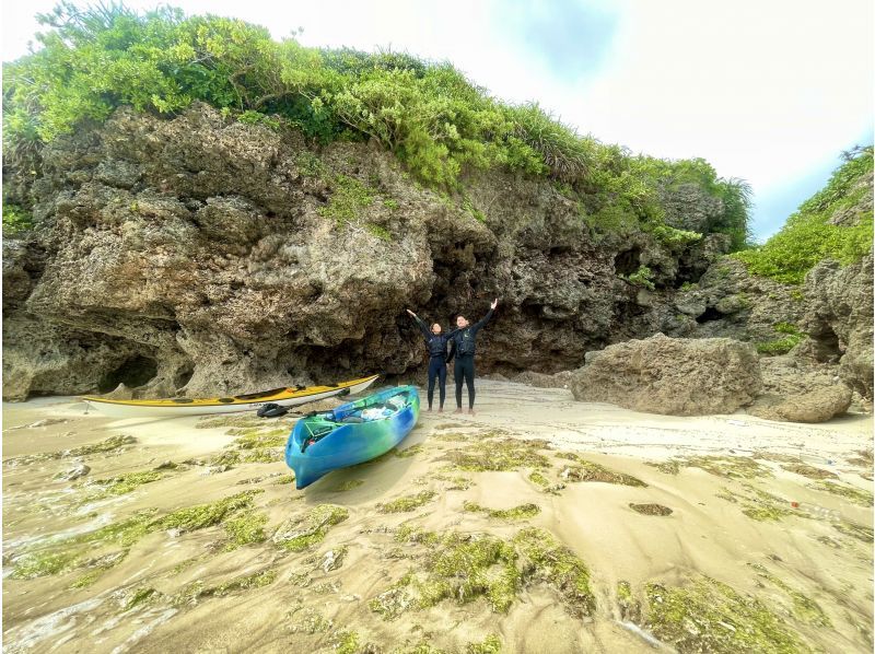 A memorable adventure that will last a lifetime! A tour around Kurima Island by sea kayak! Snorkeling included!の紹介画像