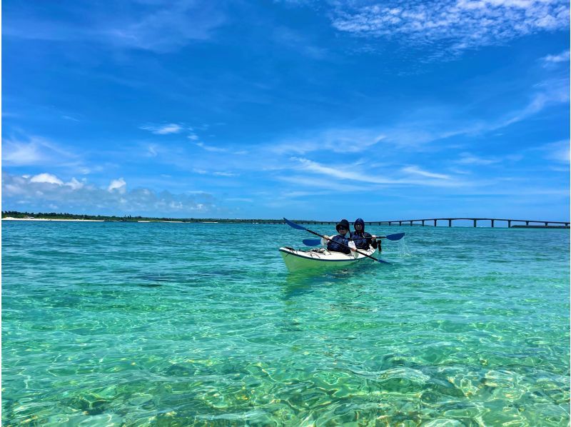 A memorable adventure that will last a lifetime! A tour around Kurima Island by sea kayak! Snorkeling included!の紹介画像