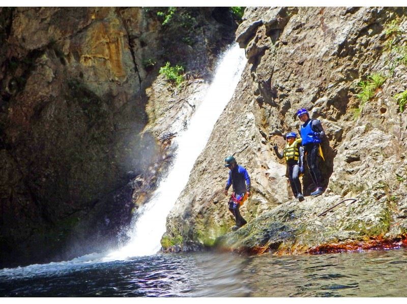 [7/20~ Canyoning] Enjoy the summer! Limited time only! GO!GO! Campaign ¥5500! <Free pick-up available> 9/18 is 39 Dayの紹介画像