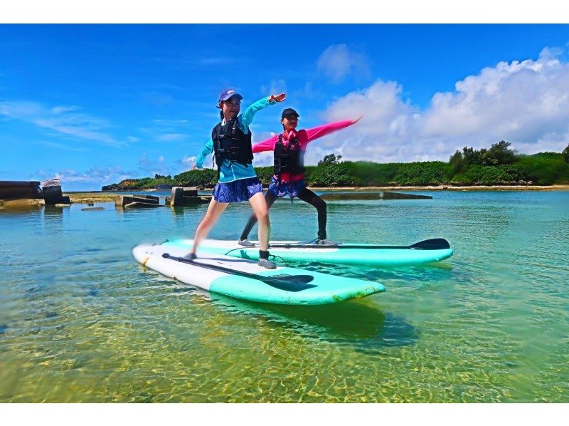 【沖縄・奥武島】"1組のみ"ガイド完全貸し切り！SUP YOGA体験、器材レンタル無料、写真プレゼント！の紹介画像