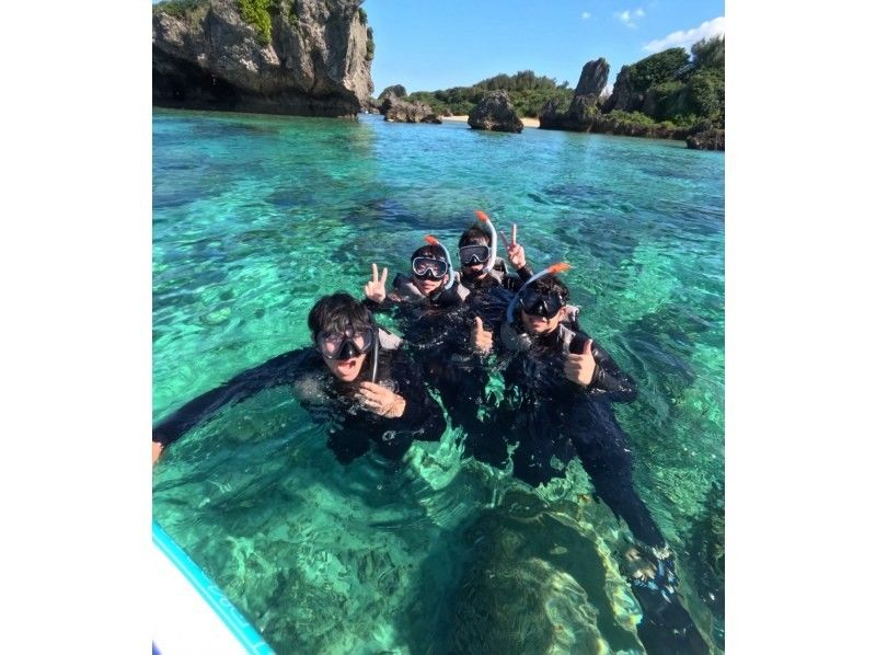 当日予約大歓迎！写真無料【沖縄・恩納村】①お得なSUP＆シュノーケルツアー②絶景サンセット&星空SUPツアー①・②のお好きなプランを選択！の紹介画像