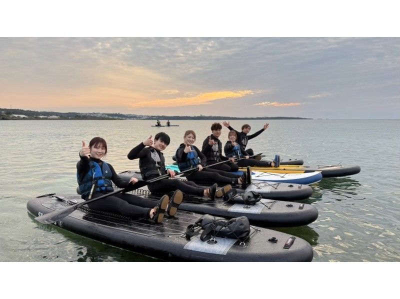 昼・夜の選択制【沖縄・恩納村】【写真データ無料】当日予約OK・SUP &シュノーケルのお得なプラン！初心者も安心して楽しめるSUP体験の紹介画像