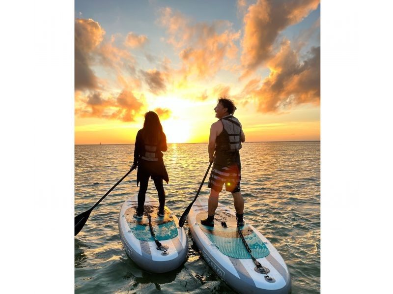 昼・夜の選択制【沖縄・恩納村】【写真データ無料】当日予約OK・SUP &シュノーケルのお得なプラン！初心者も安心して楽しめるSUP体験の紹介画像