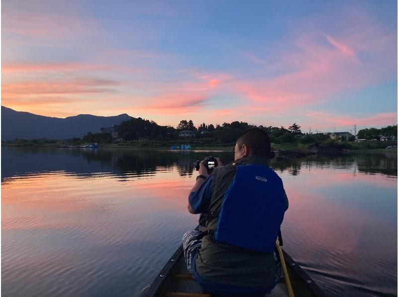 【山梨・河口湖】早朝一番のステキな時間帯！6:00~ 富士山と自然を満喫 ♪ カナディアンカヌー体験！120分の紹介画像