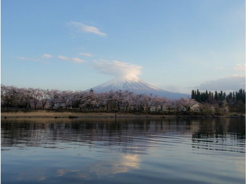 【山梨・河口湖】早朝のステキな時間帯！6:00~ 富士山と自然を満喫 ♪ カナディアンカヌー体験！120分の紹介画像