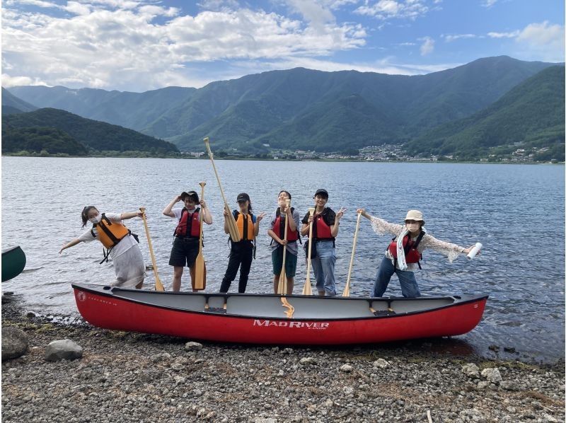 SALE！【山梨・河口湖】秋の紅葉シーズン！優雅に富士山と自然を満喫 ♪ カナディアンカヌー体験120分 ♪（9:30～/13:30～)　の紹介画像