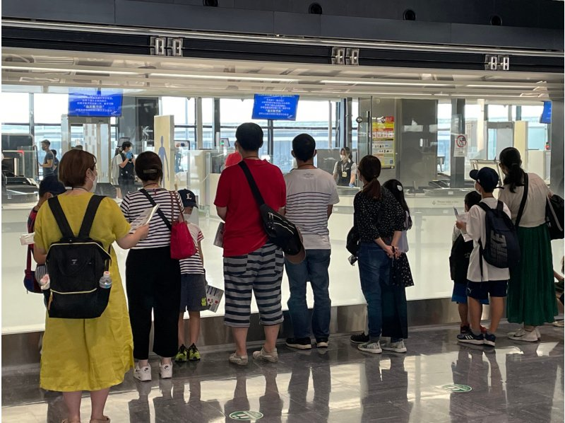 イヤホンガイド&reg;＆小冊子付♪｜親子でまなぶ 成田空港見学ツアー はじめての空港入門♪ 自由研究にぴったり【千葉・成田空港】の紹介画像