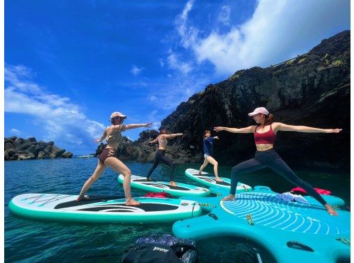 東京・八丈島】八丈島の青い海で大人気のSUPヨガ | ActivityJapan