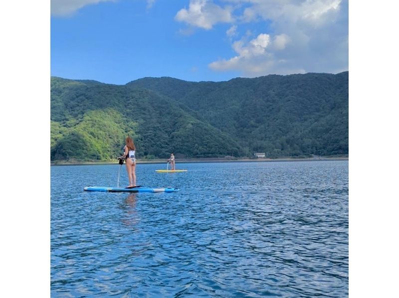 【야마나시・니시코】 발 젓기 SUP &ldquo;Mirage Eclipse(미라지&middot;이클립스) 60분 렌탈&rdquo;の紹介画像