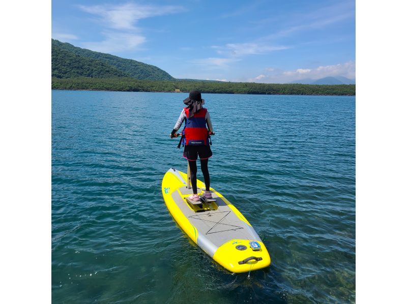 【야마나시・니시코】 발 젓기 SUP &ldquo;Mirage Eclipse(미라지&middot;이클립스) 60분 렌탈&rdquo;の紹介画像