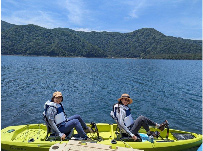 [ยามานาชิ / ไซโกะ] เรือคายัคสองที่นั่งที่ทุกคนสามารถขี่ได้อย่างง่ายดาย "เช่าเข็มทิศดูโอ 60 นาที"の紹介画像