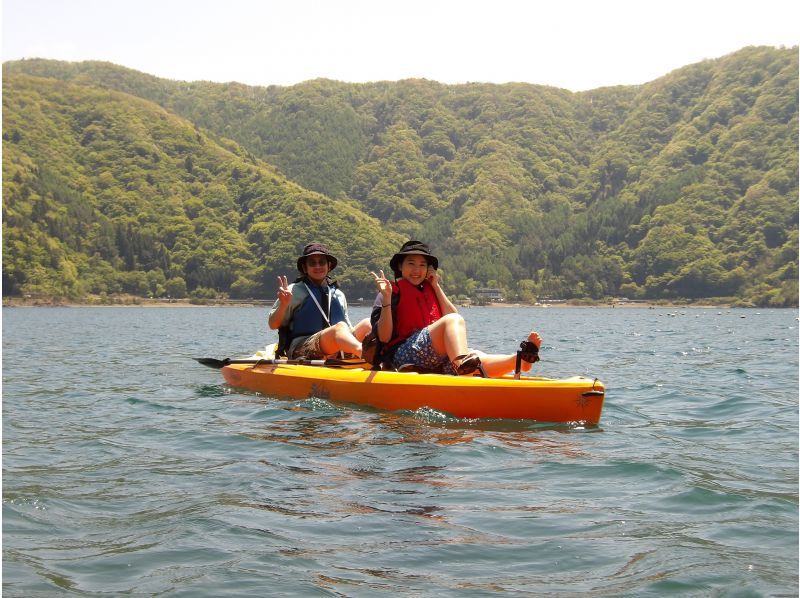 [Yamanashi / Saiko] Two-seater kayak that anyone can easily ride "Compass Duo 60-minute rental"の紹介画像