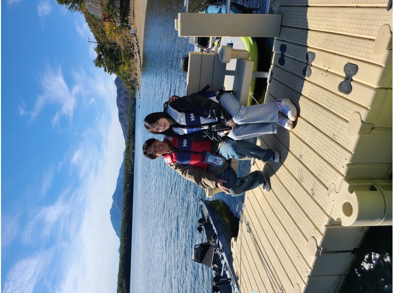 [ยามานาชิ / ไซโกะ] เรือคายัคสองที่นั่งที่ทุกคนสามารถขี่ได้อย่างง่ายดาย "เช่าเข็มทิศดูโอ 60 นาที"の紹介画像