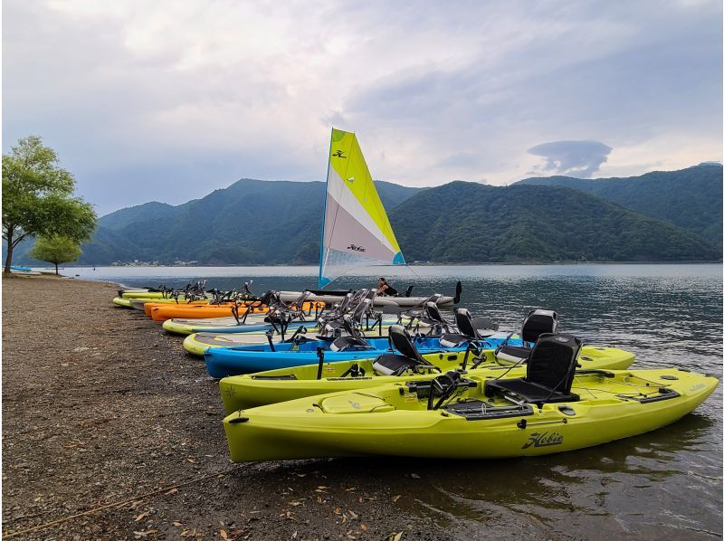 [Yamanashi/ Saiko] One-seater kayak recommended for beginners "Mirage Passport / Compass 60 minutes rental"の紹介画像