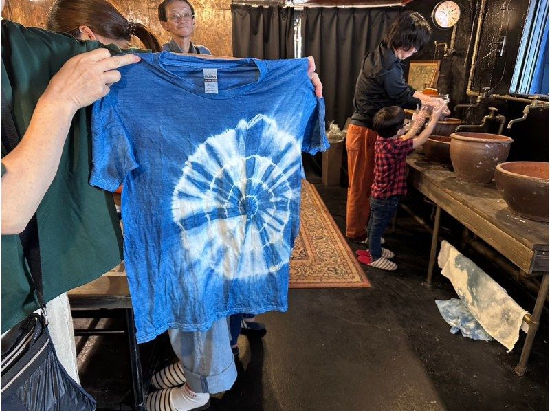 [Yamanashi, Kawaguchiko] Rescue Cat Cafe Indigo dyeing experience class ★ Create a gentle color that is one of a kind in the world using natural materials ★ Beginners and children are welcome! Recommended for familiesの紹介画像