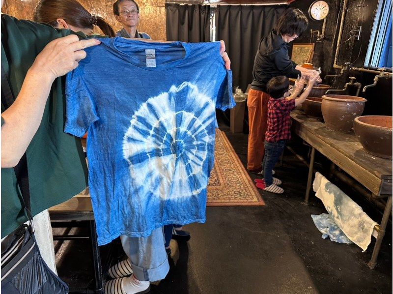 [Yamanashi/Lake Kawaguchi] Dyeing experience class using indigo★Make the only gentle color in the world with natural materials★Beginners and children welcome! Recommended for familiesの紹介画像